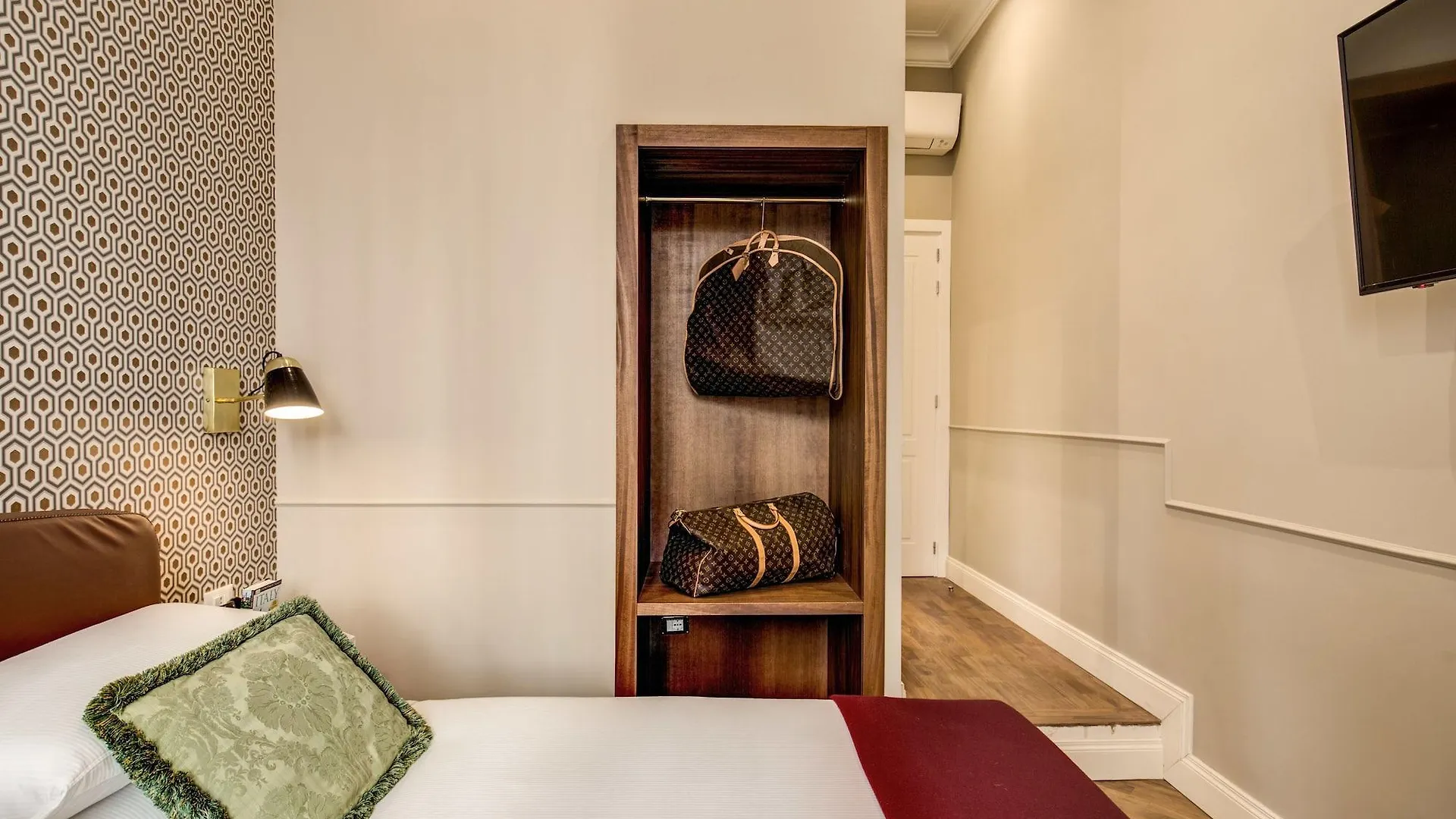 ***  Charme Spagna Boutique Hotel Рим Италия
